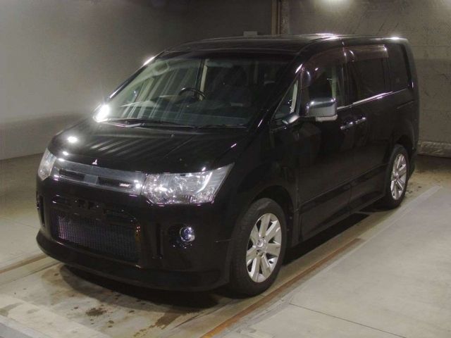 678 MITSUBISHI DELICA D5 2012 г. (TAA Kinki)